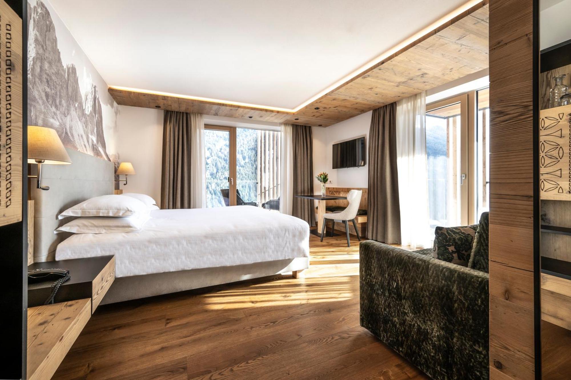 Ciampedie Luxury Alpine Spa Hotel Vigo di Fassa Buitenkant foto