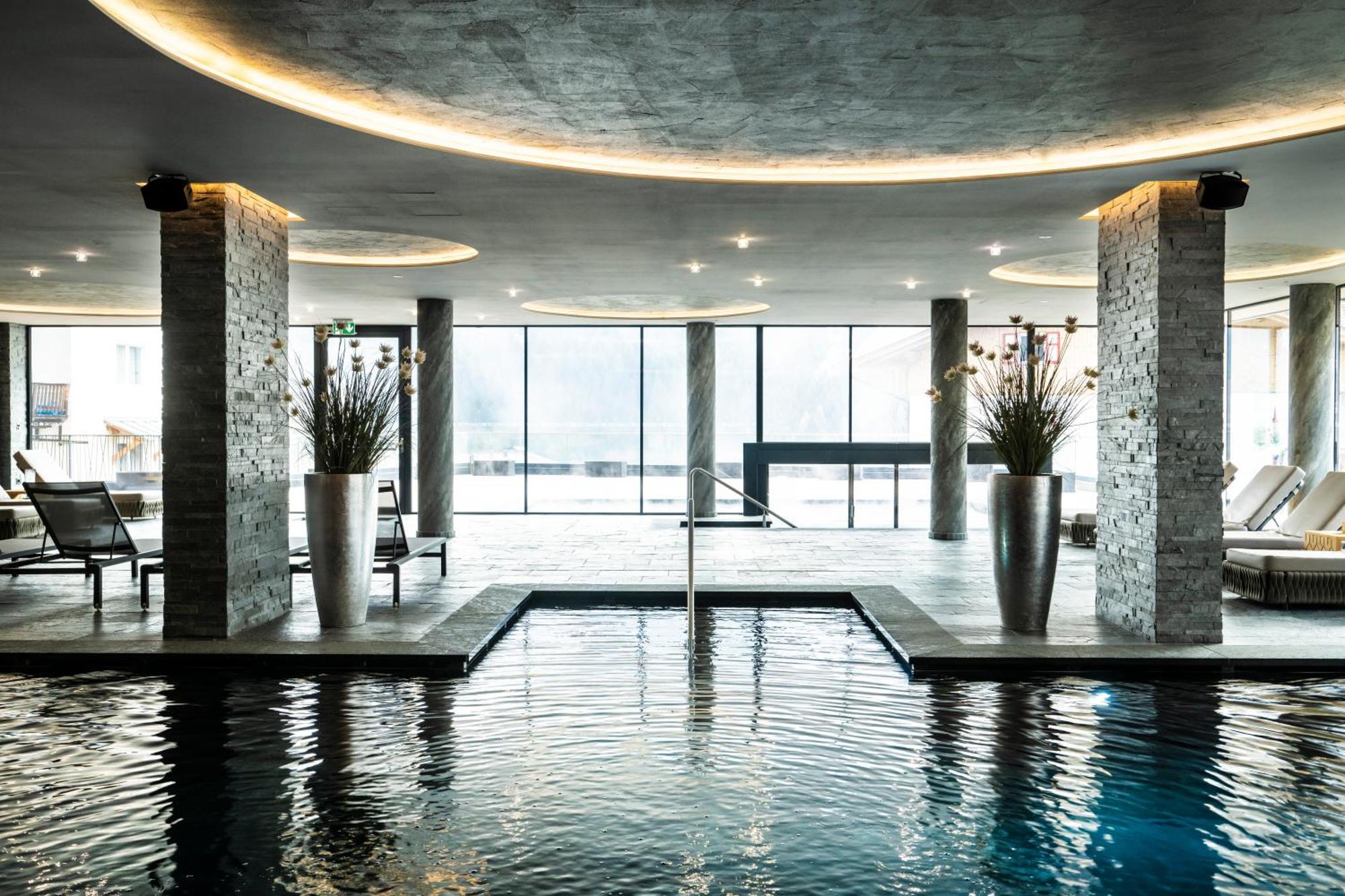 Ciampedie Luxury Alpine Spa Hotel Vigo di Fassa Buitenkant foto