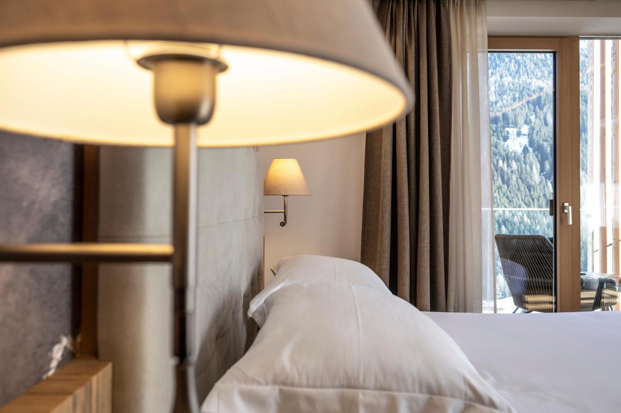 Ciampedie Luxury Alpine Spa Hotel Vigo di Fassa Buitenkant foto